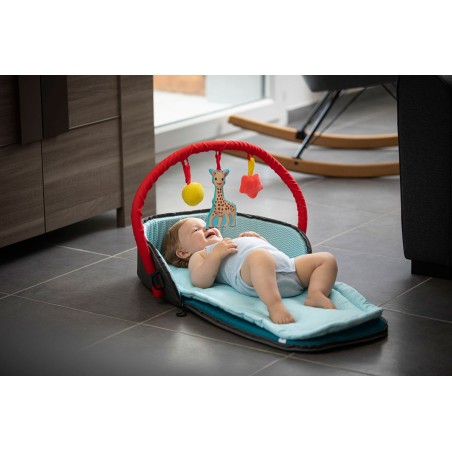 Sophie la giraffe Τσάντα που μετατρέπεται σε χαλάκι δραστηριοτήτων S240126