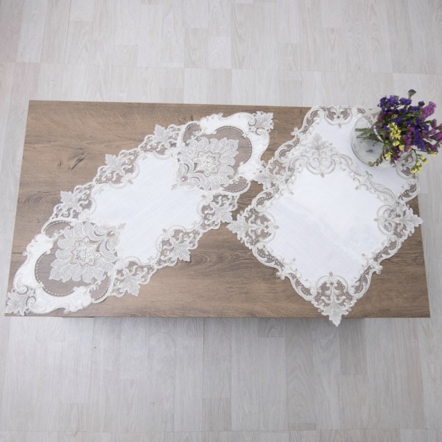 Σετ 5 Τεμ. Τραπεζοκαρέ/Καρέ/Σεμέν/Πετσετάκια...