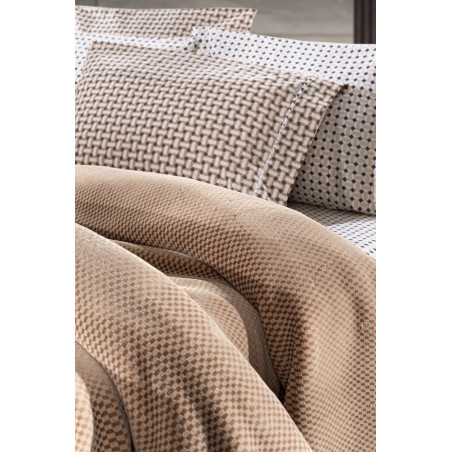 Κουβέρτα Βελουτέ Υπέρδιπλη Guy Laroche Cheval Vison 220x240