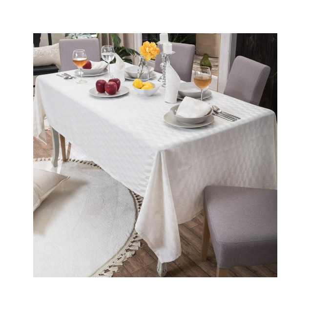 Σετ Τραπεζομάντηλο και 6 Πετσέτες Φαγητού...