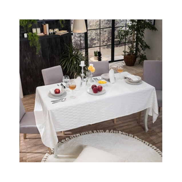 Σετ Τραπεζομάντηλο και 6 Πετσέτες Φαγητού...